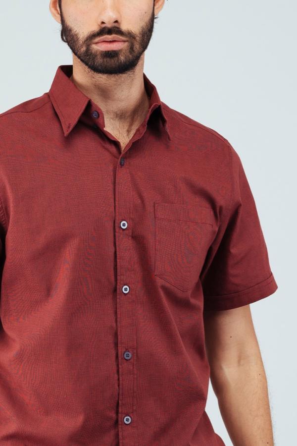 Camisa Manga Corta Rojo Vino De Algodón Corte Regular Para Caballero